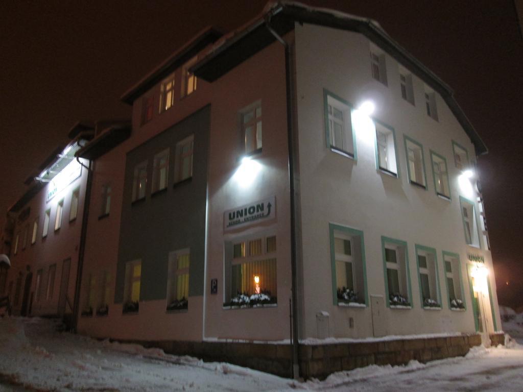 Hotel Union Černý Dŭl Buitenkant foto