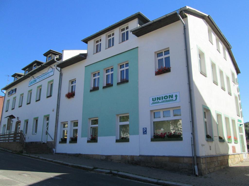 Hotel Union Černý Dŭl Buitenkant foto