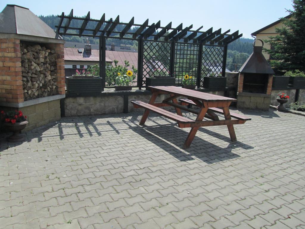Hotel Union Černý Dŭl Buitenkant foto
